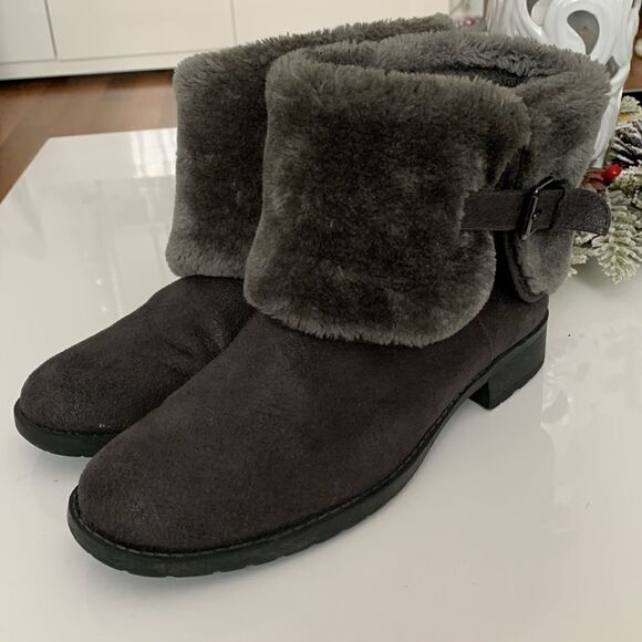 GH Bass & Co Women’s Alexis Gray Ankle Boots Faux Fur Slip On Size 10 - Picture 2 of 11